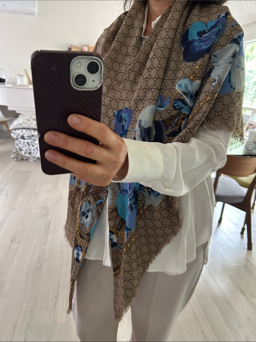 Gucci Beige Monogram Silk Scarf with Blue Floral Print (100% wool)